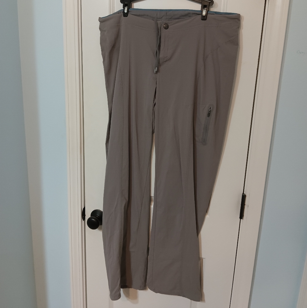 Gray Columbia hiking pants. Size 16.
